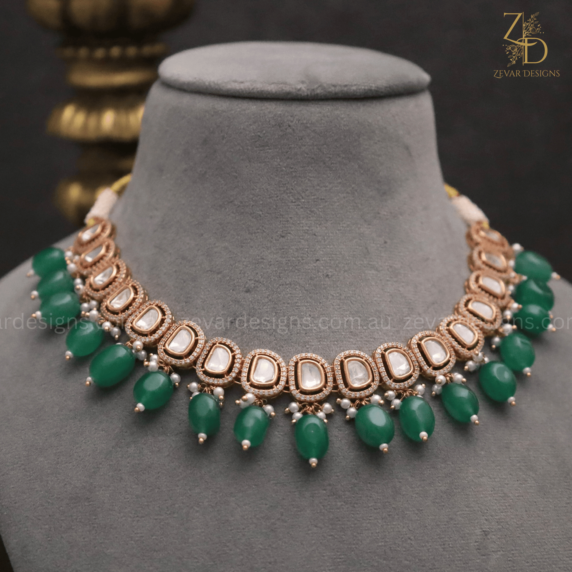 Emerald green necklace online set