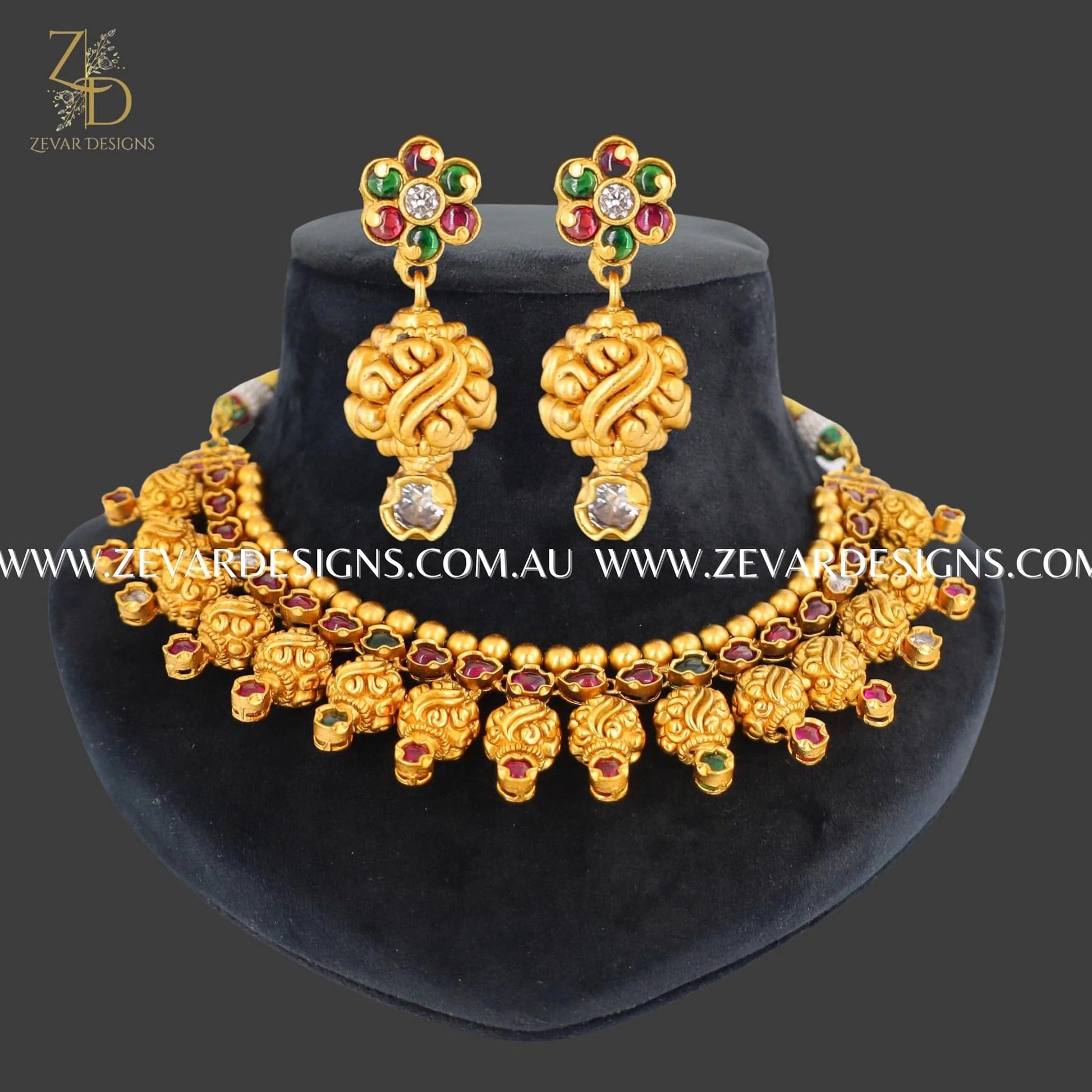 Antique jewellery necklace deals set